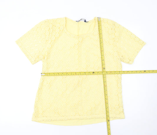 Isle Women Yellow Lace Short Sleeve Blouse Size 14-16