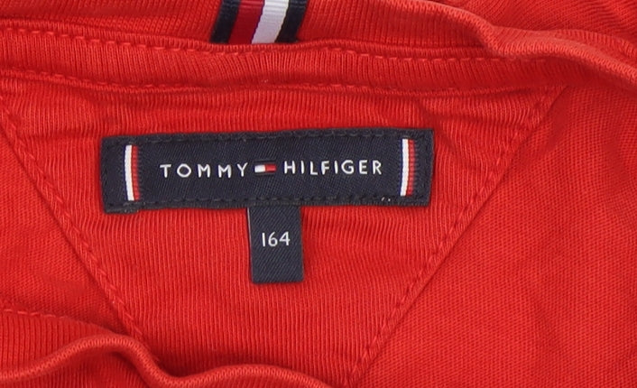 Additional view of Tommy Hilfiger boys’ red logo cotton t-shirt, size 164, regular fit