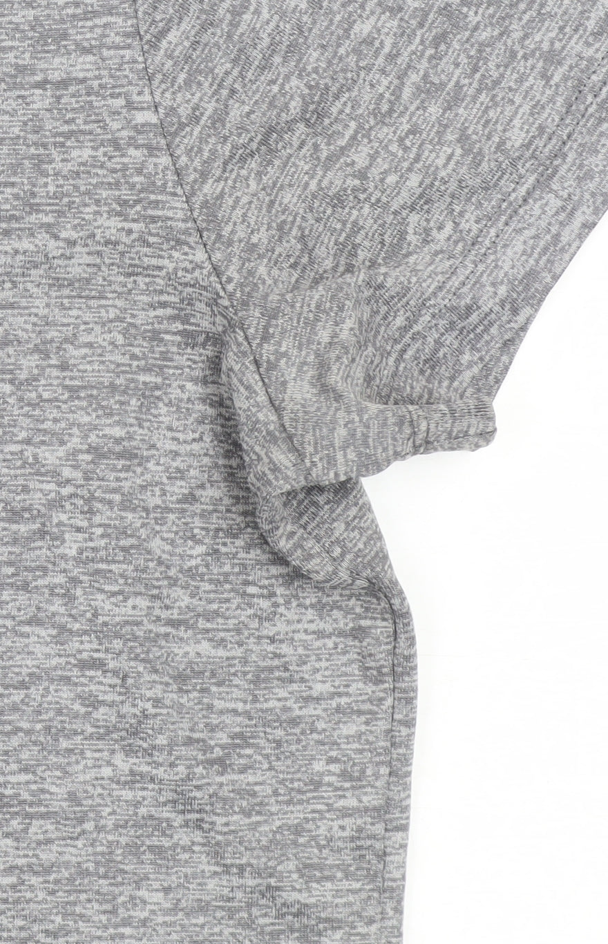 Mens UK Size M Under armour Grey Gym & Training Running & Jogging CrossFit T-Shi