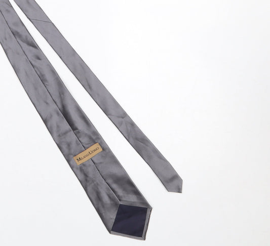 Mens Milano Uomo Grey 100% Silk Pointed Tie