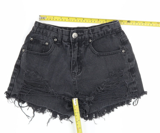 Womens UK Size 6 PRETTYLITTLETHING Regular Fit Cut-Off Shorts