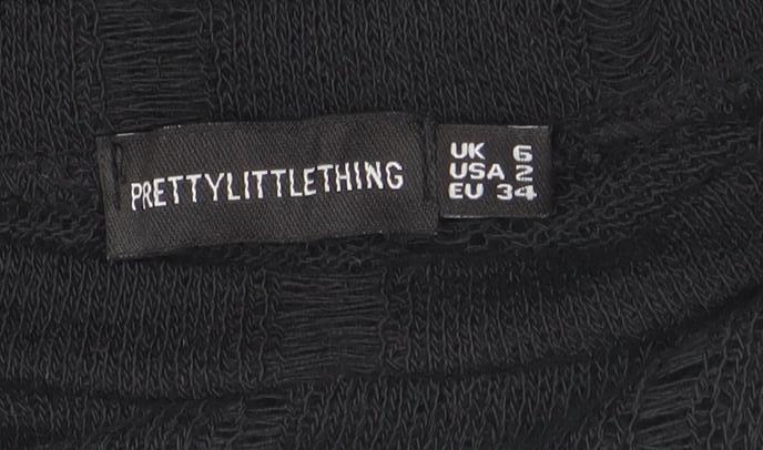 Womens UK Size 6 PRETTYLITTLETHING Black Cropped T-Shirt