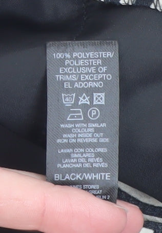 Womens UK Size S Dunnes Relaxed Fit Cropped Black Trousers