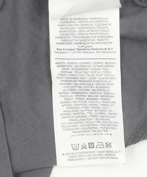 Boys UK Size XS Nike Grey Basic T-Shirt