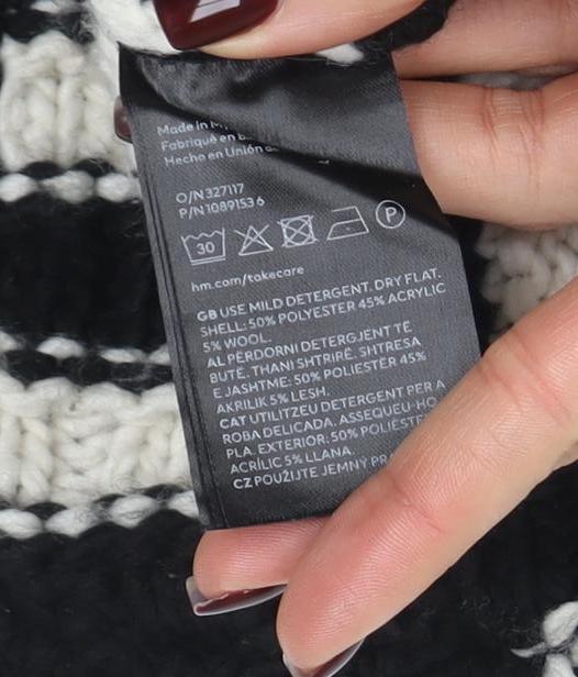 Womens UK Size L H&M Black Pullover Jumper
