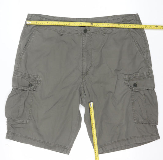 Mens UK Size XL Uniqlo Regular Fit Cargo Shorts