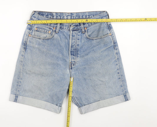 Levi's Men's Blue Denim 32in Regular Fit Vintage Light Wash Shorts