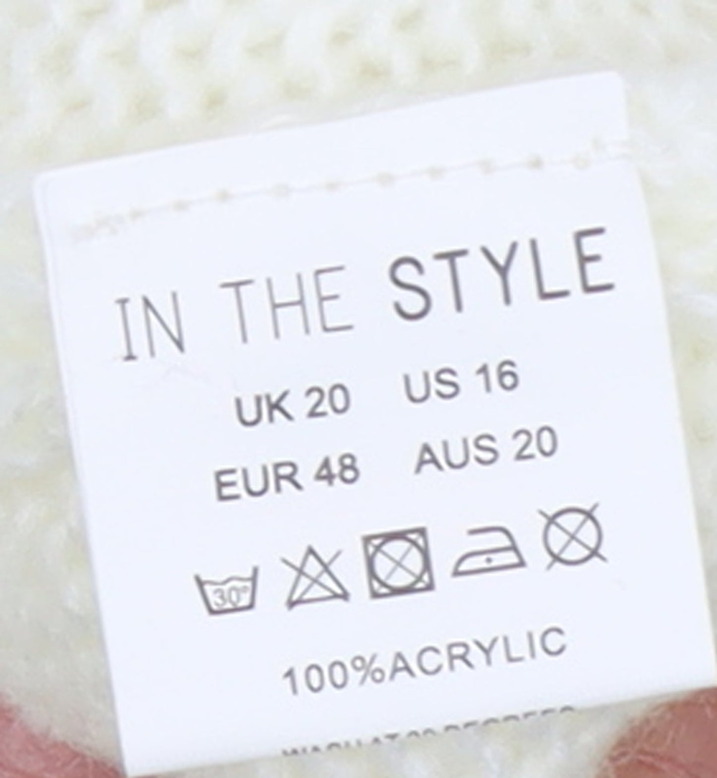 Womens UK Size 20 In the Style Ivory Pullover Jumper