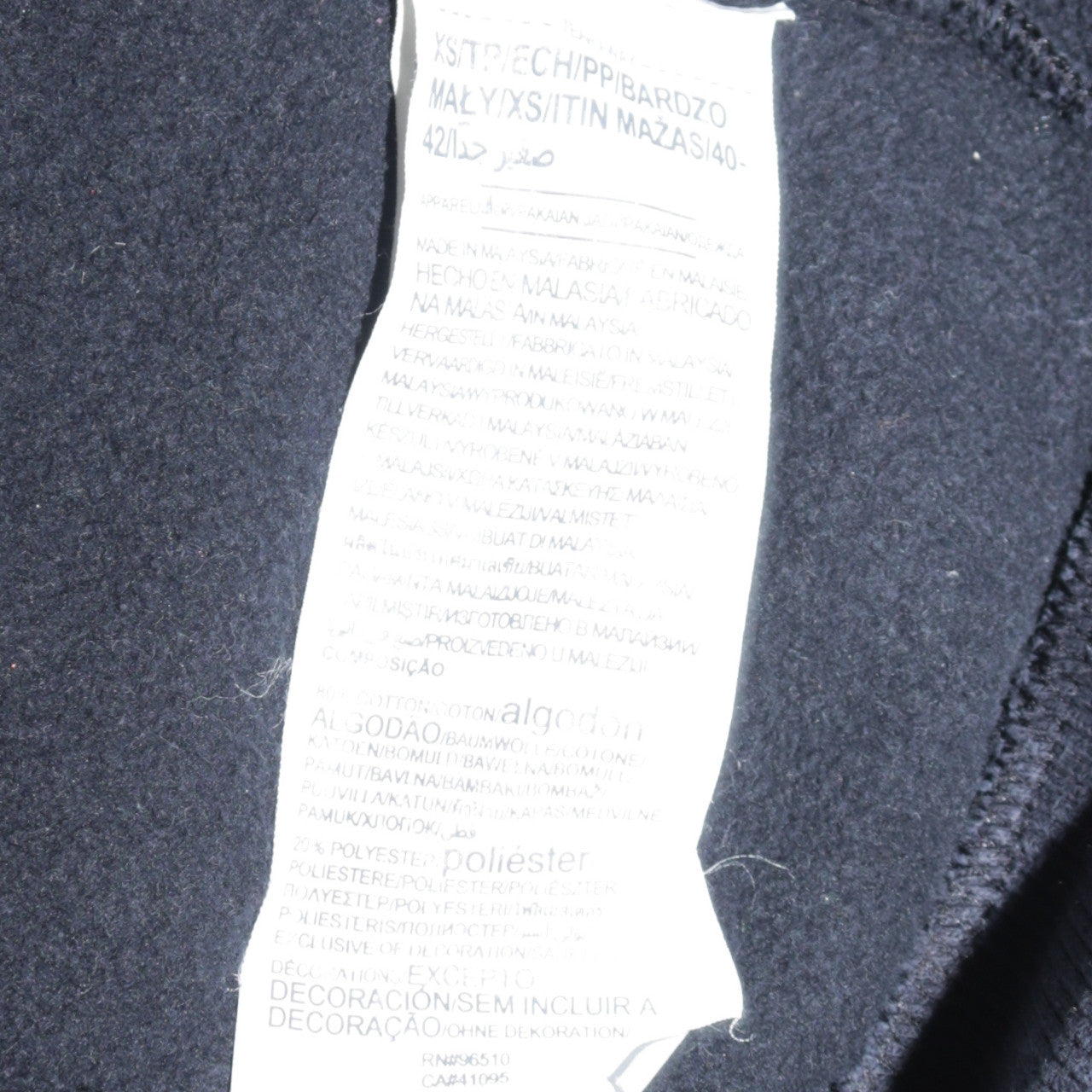 Mens UK Size XS Under armour Black Pullover Hoodie