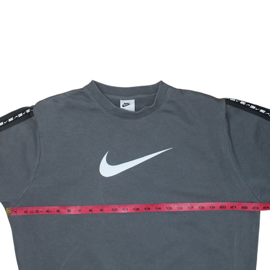 Mens UK Size M Nike Grey Pullover Sweatshirt