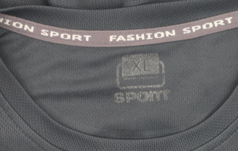 Brand and care label for Fashion Sport boys’ grey xl lightweight active t-shirt