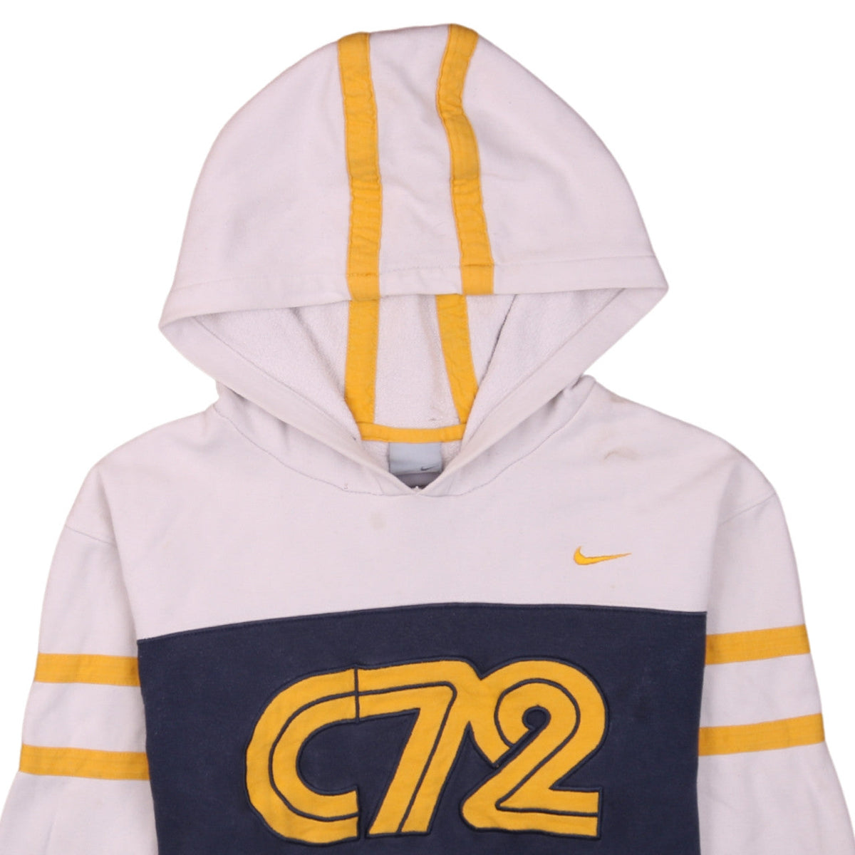 Brand and care label for Nike boys’ white and navy c72 pullover hoodie age 12/13 l cotton blend