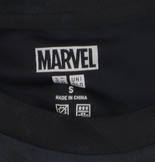 Brand and care label for Marvel boys’ black panther black short sleeve crew neck t-shirt, size S