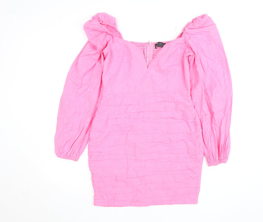 Additional front view of In The Style Women’s Pink Bodycon Puff Sleeve Sweetheart Dress, size UK 8