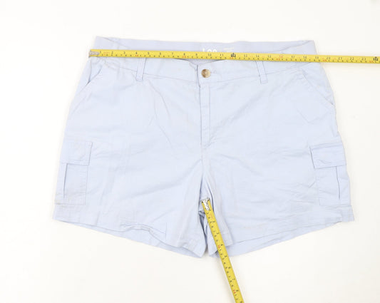Lee Women's Light Blue Cargo Shorts Size 18M Regular Fit Mid Rise Cotton Blend
