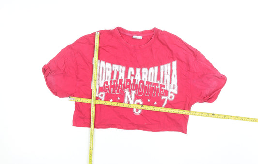 Bershka Women’s Red Cropped North Carolina T-Shirt Size M