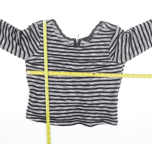 New Look Women’s Black Striped Knit Blouse Size 8 Zip Back 3/4 Sleeve