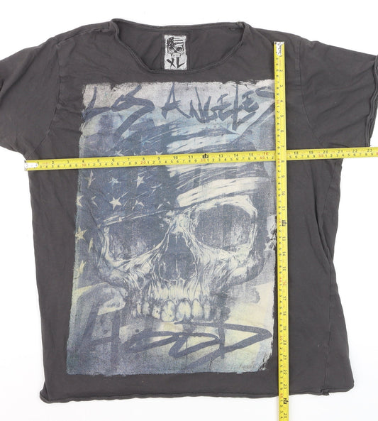 Cedar Wood State Women's Black XL Skull Print Graphic T-Shirt