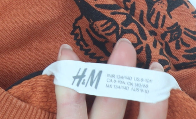 Additional view of H&M boys’ orange tiger print crew neck sweatshirt 8-10 years cotton blend