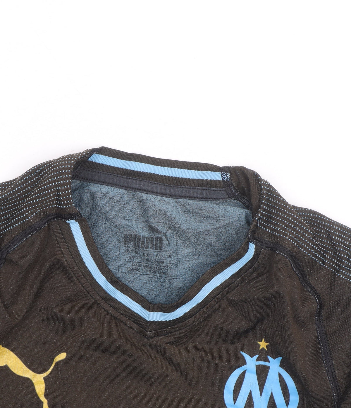 Brand and care label for Puma Men’s Black Football Jersey Shirt S Athletic Fit V-Neck