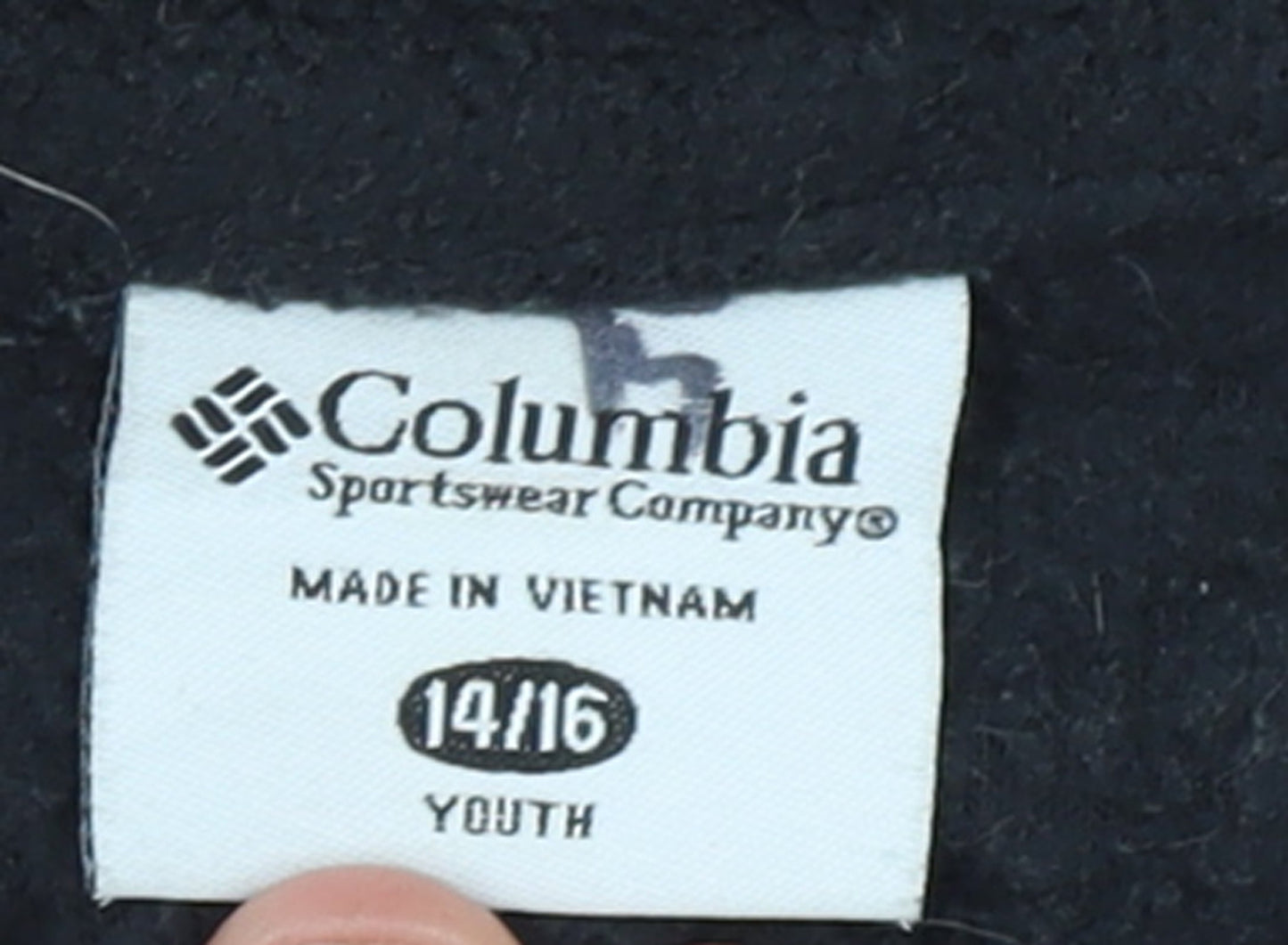 Brand and care label for Columbia boys’ black fleece full zip jacket, size 14-16, years outdoor wear