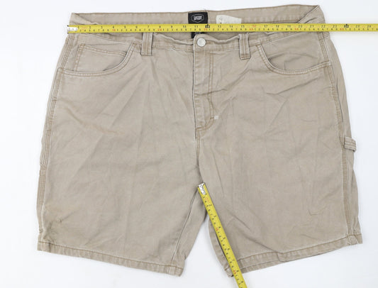 Berkley Jensen Men's Beige Cotton Canvas Cargo Shorts Size 44