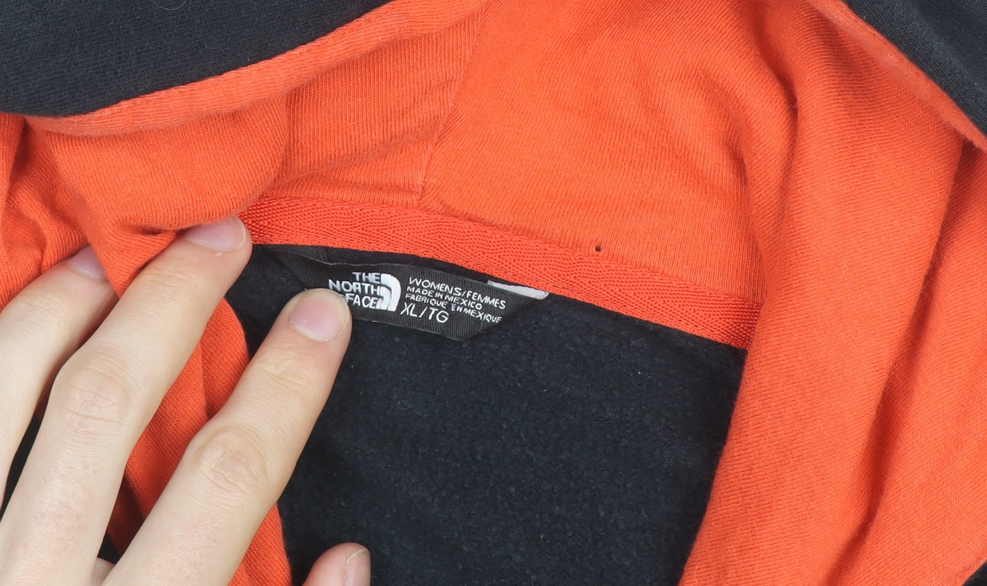The North Face Unisex Black XL Pullover Hoodie with Logo