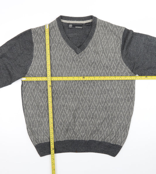 Weatherproof Men's Grey Argyle V-Neck Acrylic Jumper Size L