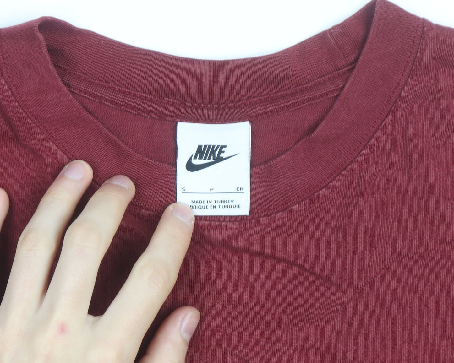 Nike Men's Red Short Sleeve Crew Neck Graphic T-Shirt Size S