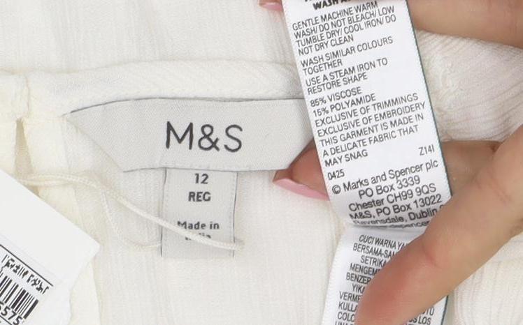Marks and Spencer Women’s Ivory Viscose Long Sleeve Tunic Blouse Size 12