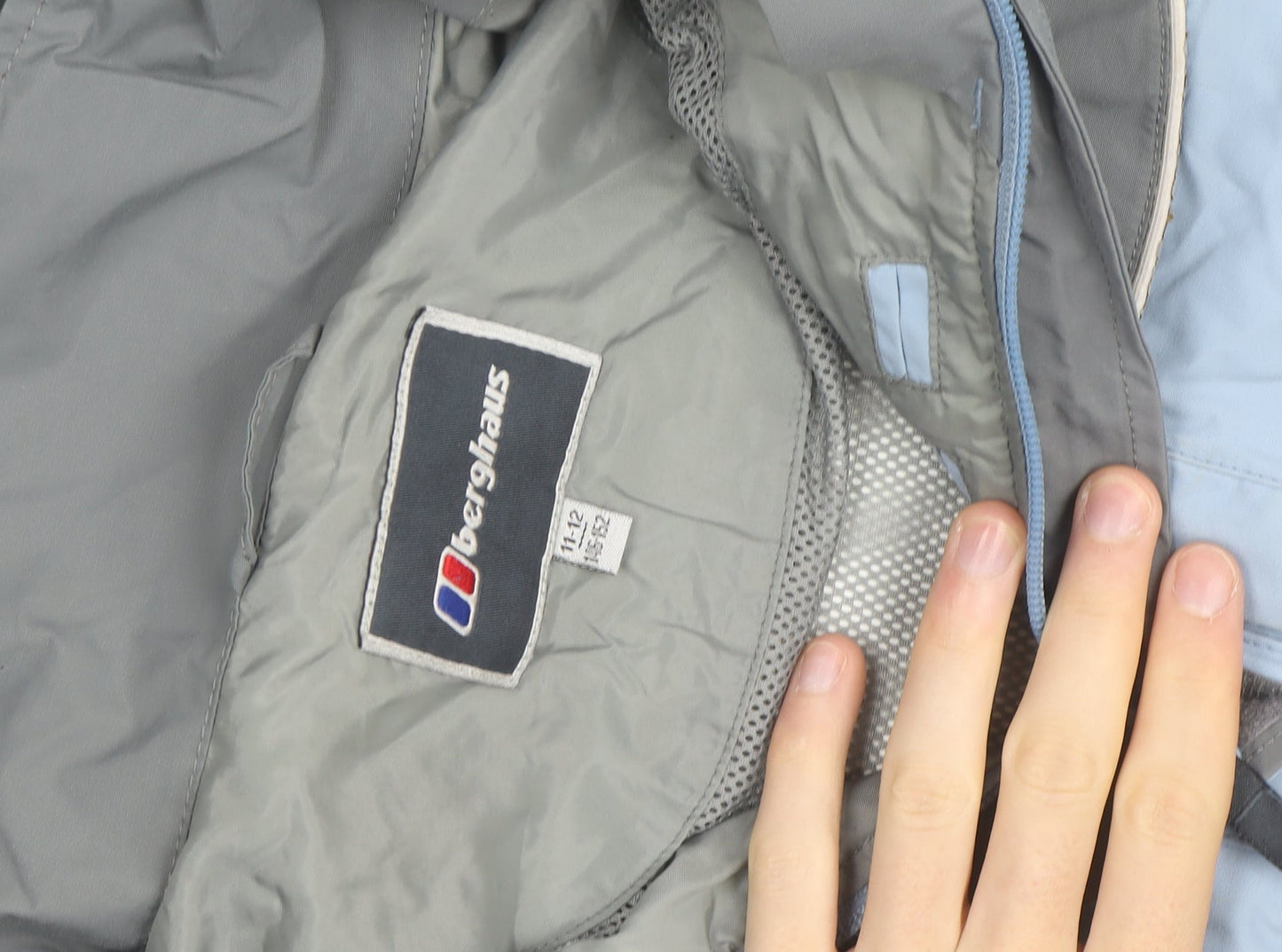 Berghaus Boys Grey Blue Waterproof Hooded Rain Coat Jacket 11-12 Years