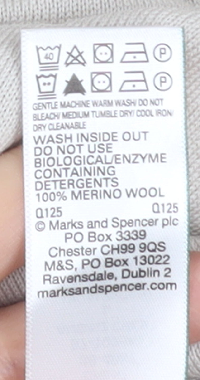 Marks and Spencer Men’s Beige Merino Wool 1/2 Zip Jumper M