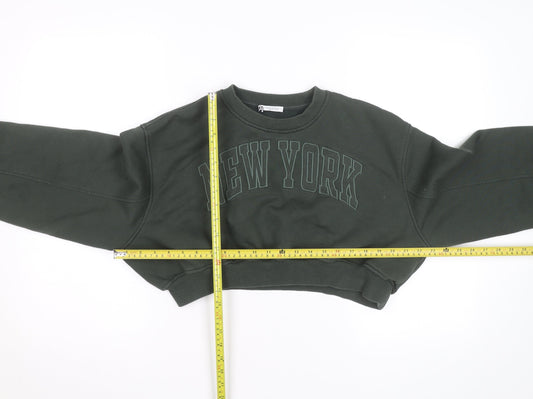 Zara Women Green Cropped Pullover Sweatshirt Size M New York Print