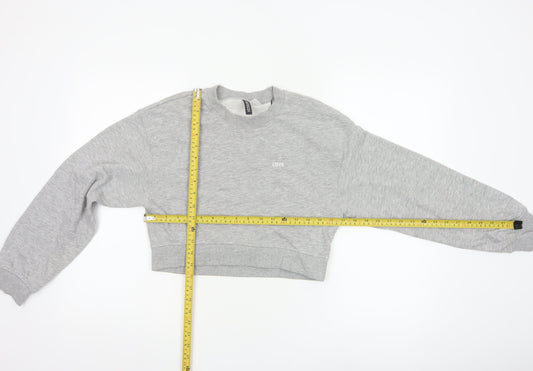 H&M Divided Womens Grey XS Cropped Pullover Sweatshirt Love Embroidered