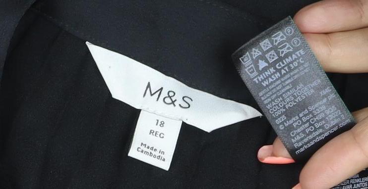 Marks & Spencer Women Black Size 18 Long Pleated Satin Skirt