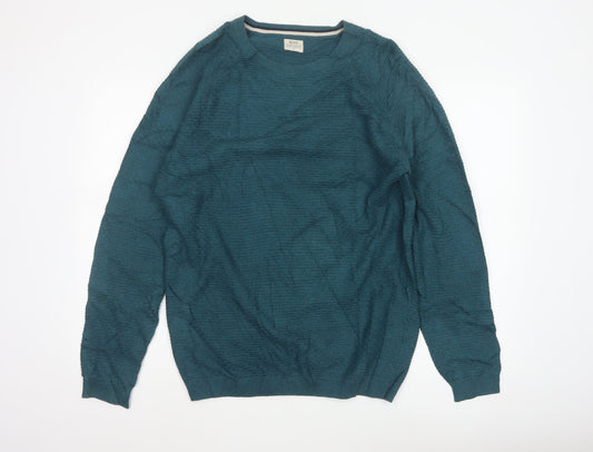 Additional front view of ACW85 Men’s Green Medium Cotton Crew Neck Knit jumper