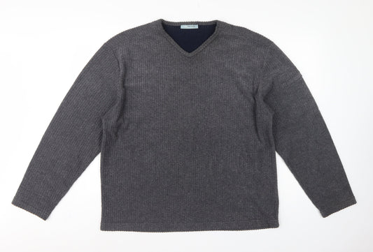 Back view of Red Herring Men’s Grey L V-Neck Ribbed Knit jumper