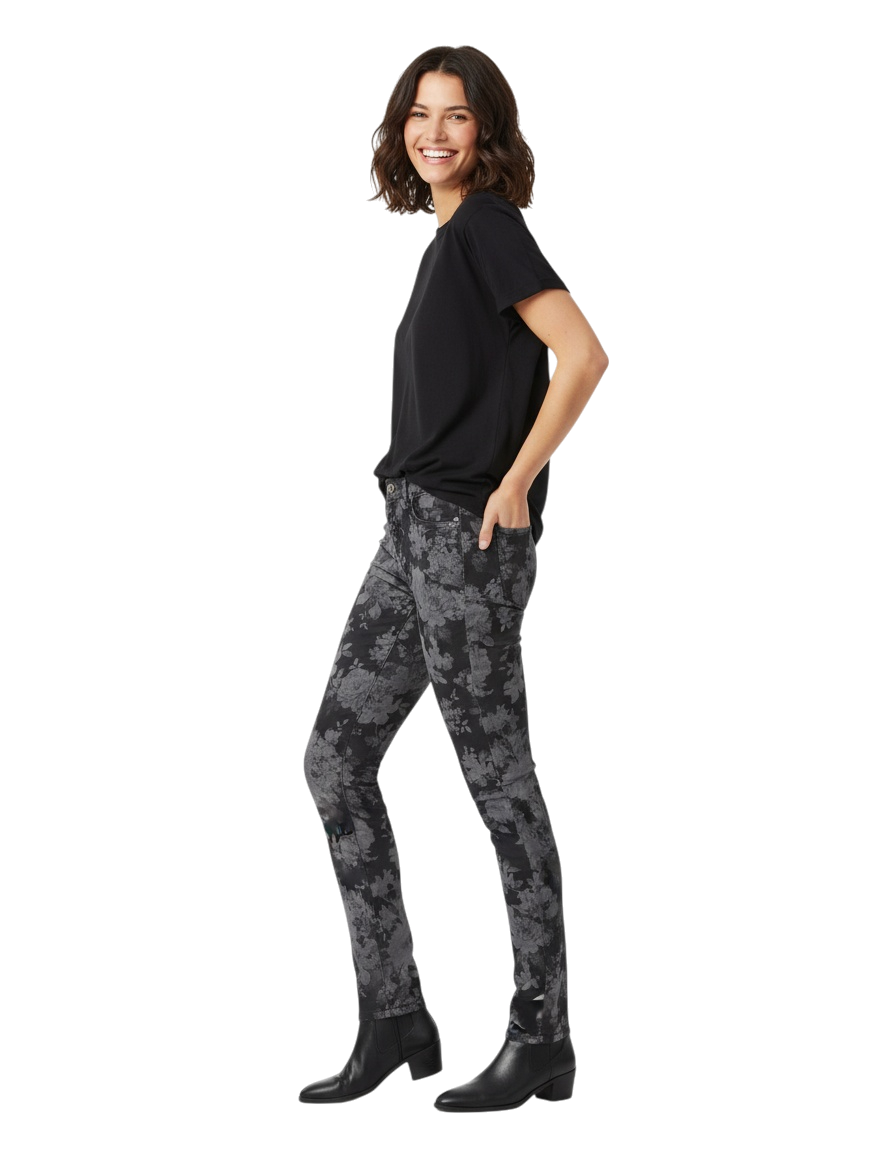 LIZ CLAIBORNE WOMENS  JEANS