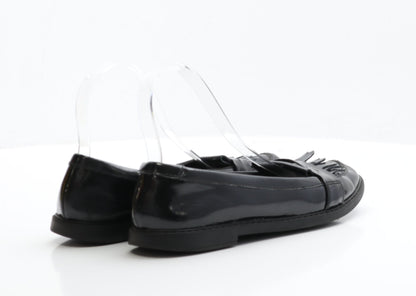 Preworn Girls Black Patent Leather Loafer Flat UK 5.5 EUR 39