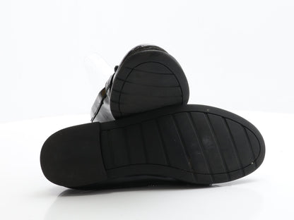 Preworn Girls Black Patent Leather Loafer Flat UK 5.5 EUR 39