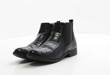 Preworn Girls Black Geometric Patent Leather Chelsea Boot UK 3