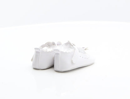 F&F Unisex Baby & Toddler White Polyester Mary Jane Flat UK 0-6 Months