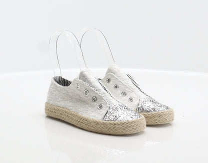 Primark Girls White Floral Fabric Espadrille Casual UK 10 28