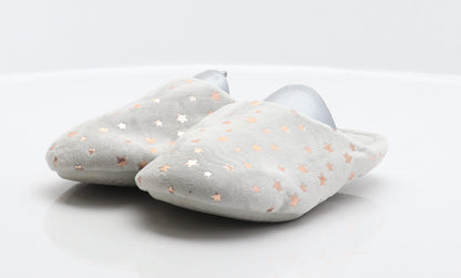 Preworn Girls Grey Geometric Polyester Mule Slipper UK 1 - Star detail