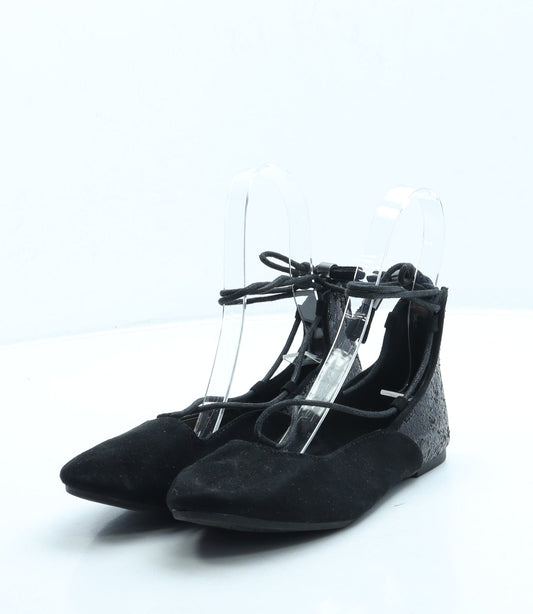 F&F Girls Black Polyester Flat UK 2 34