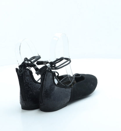F&F Girls Black Polyester Flat UK 2 34