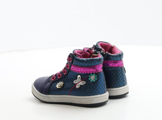 Preworn Girls Blue Geometric Leather Trainer UK 6 24 - Butterfly & Flower Detail