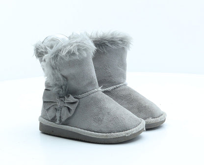 Preworn Girls Grey Synthetic Shearling Style Boot UK 7 24