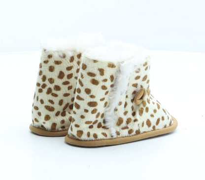 Preworn Girls Beige Animal Print Synthetic Shearling Style Boot UK 6-12 Months - giraffe print