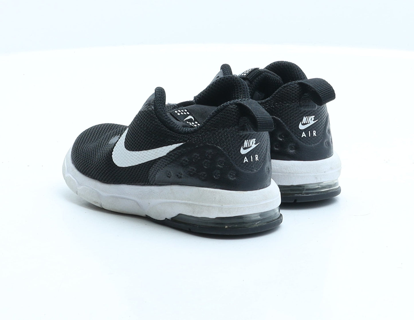 Nike Boys Black Fabric Trainer UK 6.5